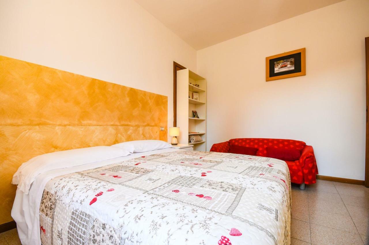 Catullo Apartments ซีร์มิโอเน ภายนอก รูปภาพ