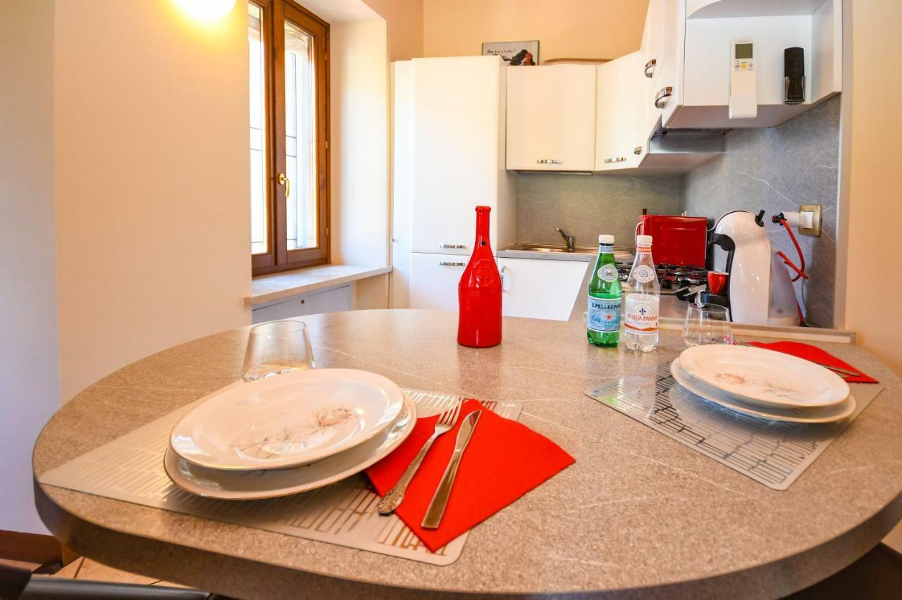 Catullo Apartments ซีร์มิโอเน ภายนอก รูปภาพ