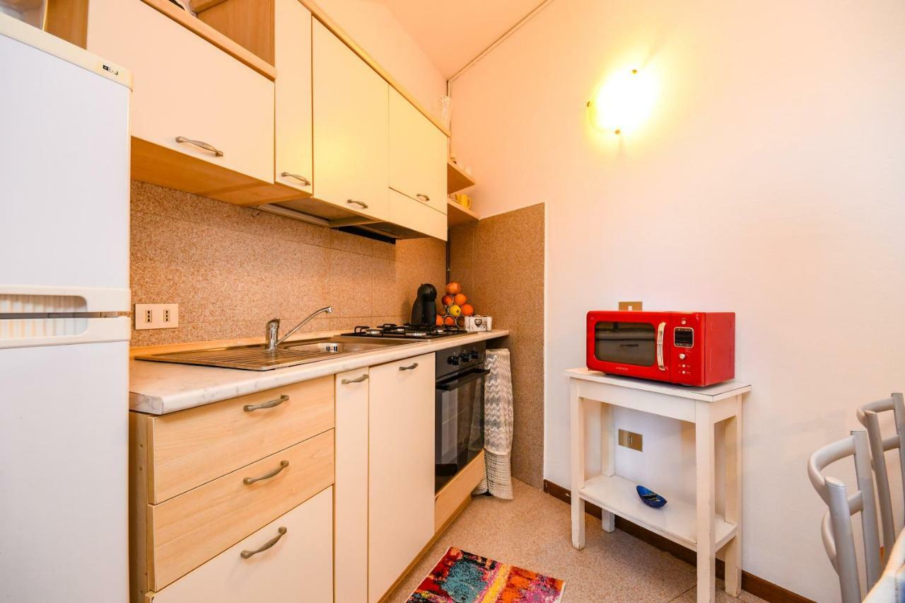 Catullo Apartments ซีร์มิโอเน ภายนอก รูปภาพ