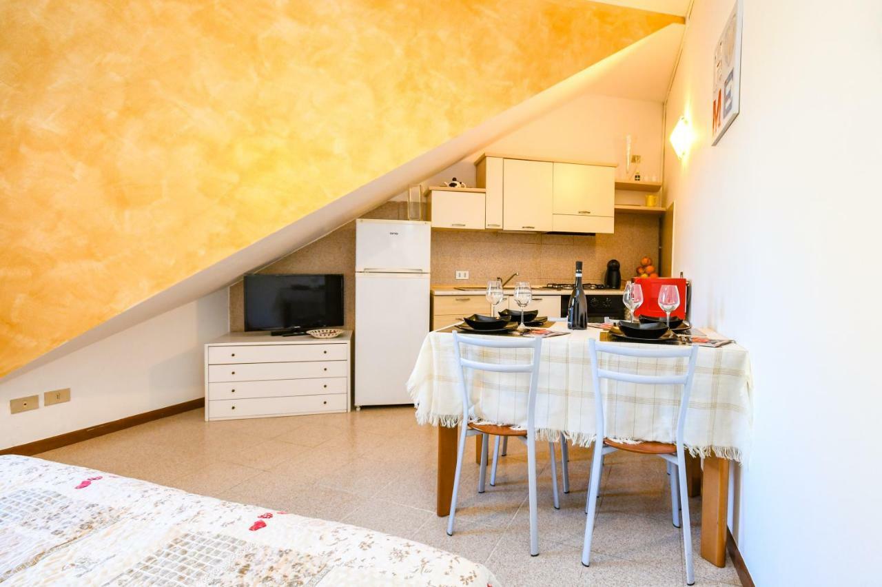 Catullo Apartments ซีร์มิโอเน ภายนอก รูปภาพ